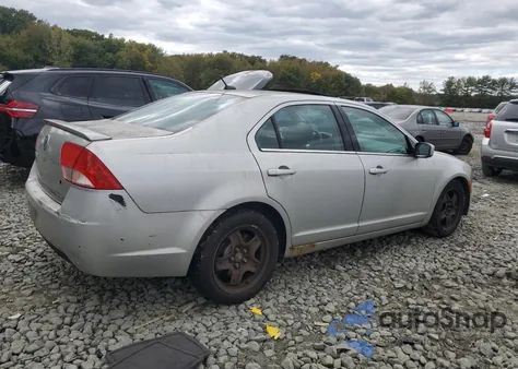 2010 Mercury Milan from USA, damaged, VIN 3MEHM0HA3AR665737